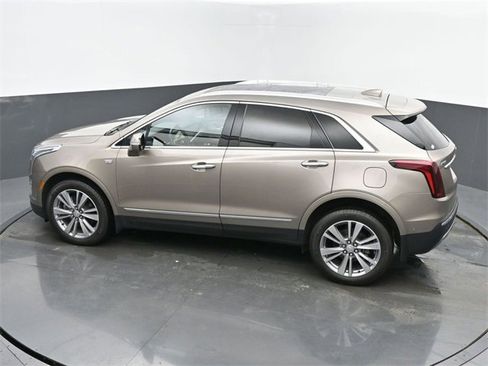 Certified 2023 Cadillac XT5 Premium Luxury w/ Technology Package image 40