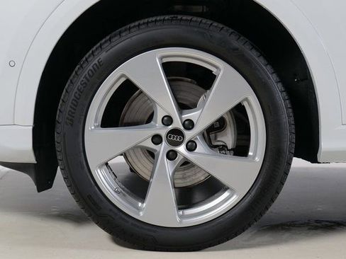 Certified 2025 Audi Q5 Premium Plus w/ Premium Plus image 30