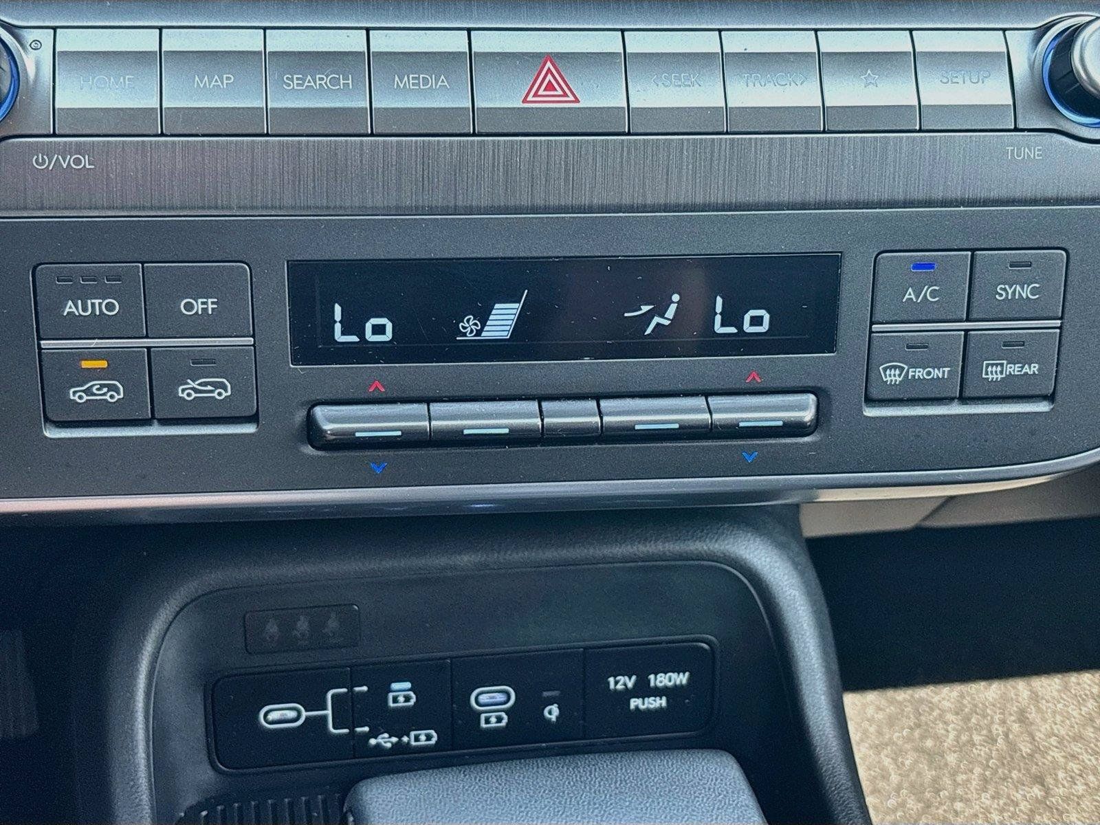 Certified 2026 Hyundai Kona SEL Sport AWD/4WD image 9