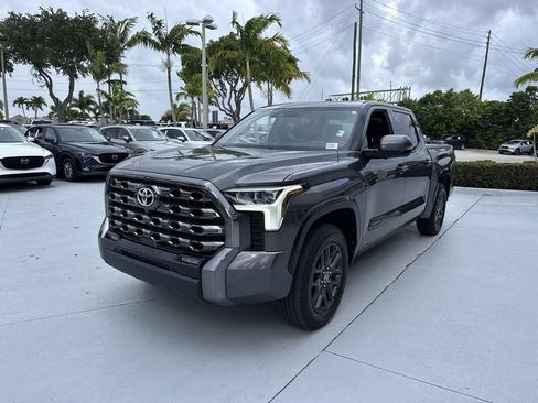 Used 2023 Toyota Tundra Platinum w/ Advanced Package AWD/4WD image 9