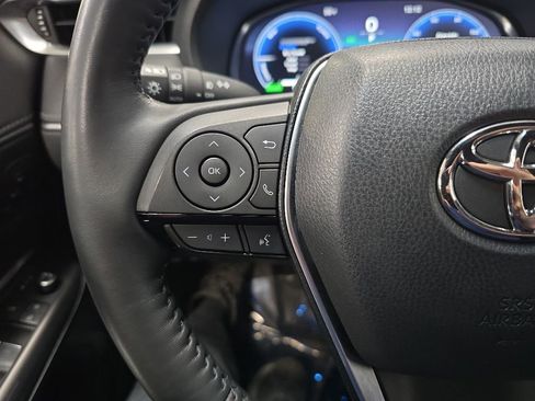 Used 2024 Toyota Venza Limited AWD/4WD image 20