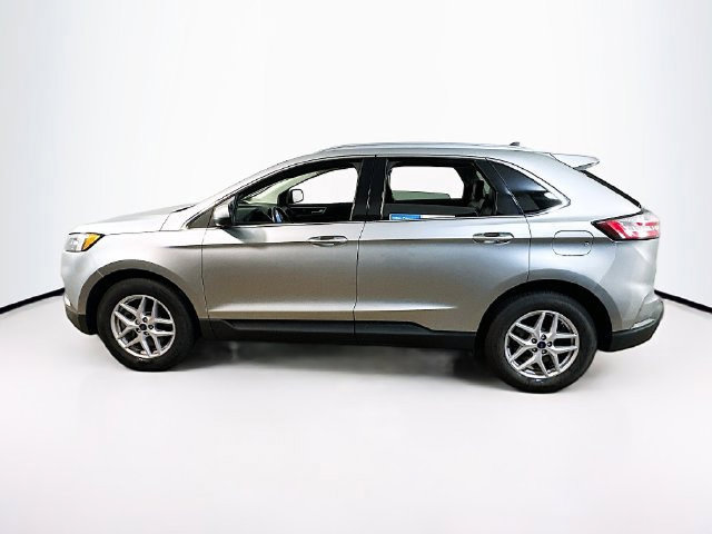 Used 2022 Ford Edge SEL w/ Convenience Package AWD/4WD image 4