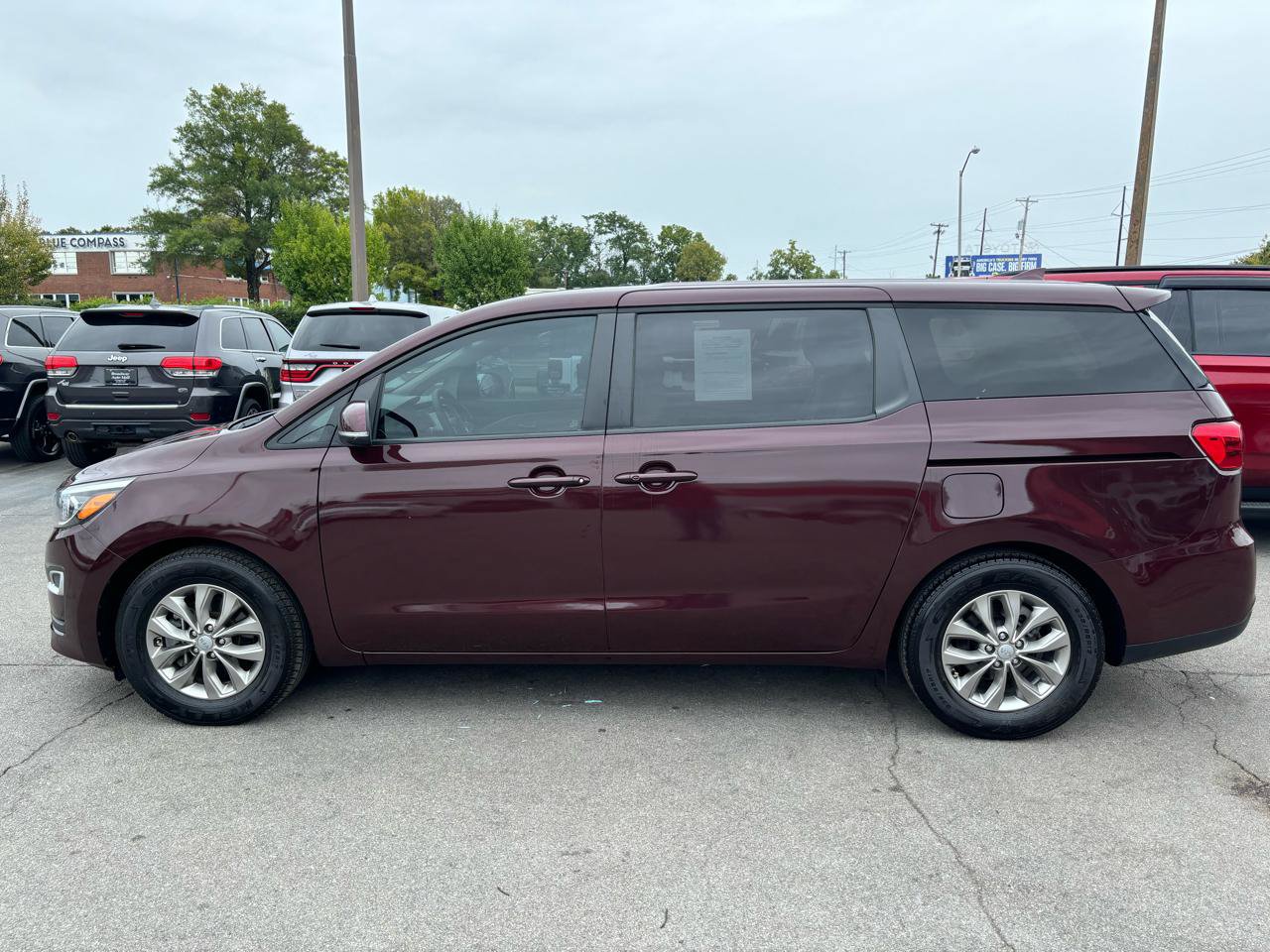 Used 2020 Kia Sedona LX FWD image 6