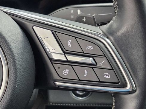 Used 2025 Buick Enclave Preferred FWD image 38