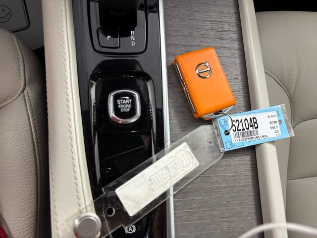 Used 2023 Volvo XC90 B6 Plus w/ Protection Package Premier AWD/4WD image 41