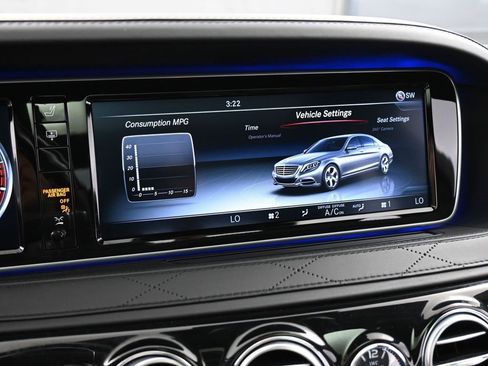 Used 2017 Mercedes-Benz Maybach S 600 image 23