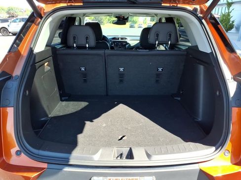 Used 2022 Chevrolet TrailBlazer LT w/ Sun and Liftgate Package AWD/4WD image 9