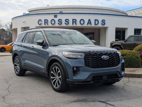 New 2026 Ford Explorer ST-Line image 1