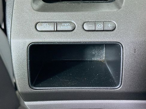 Used 2010 Honda Civic DX-VP image 10