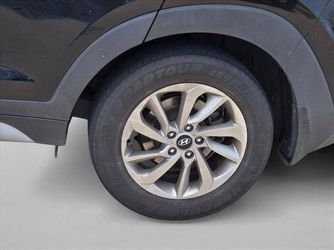 Used 2018 Hyundai Tucson SEL Plus FWD image 11
