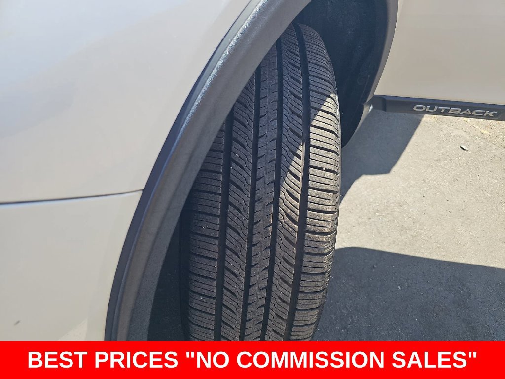 Used 2019 Subaru Outback 3.6R Limited AWD/4WD image 35