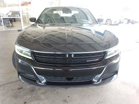 Used 2018 Dodge Charger GT AWD/4WD image 3