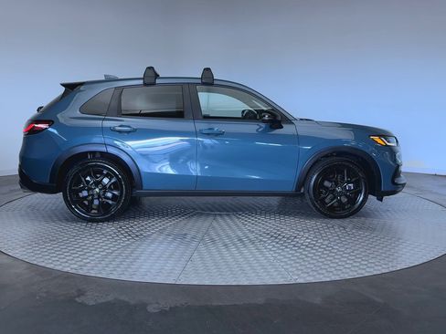 Used 2023 Honda HR-V Sport image 9