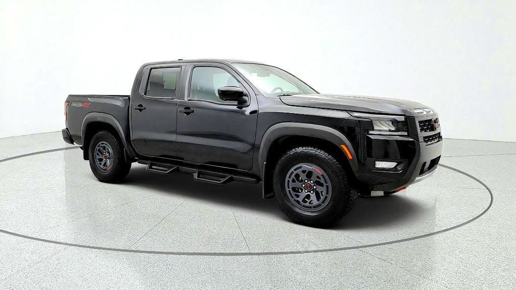 Used 2026 Nissan Frontier PRO-4X w/ Pro-4x Convenience Package AWD/4WD image 3