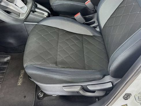 Used 2018 Nissan Kicks S FWD image 22