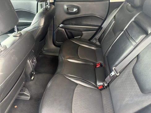 Used 2019 Jeep Compass Altitude image 14