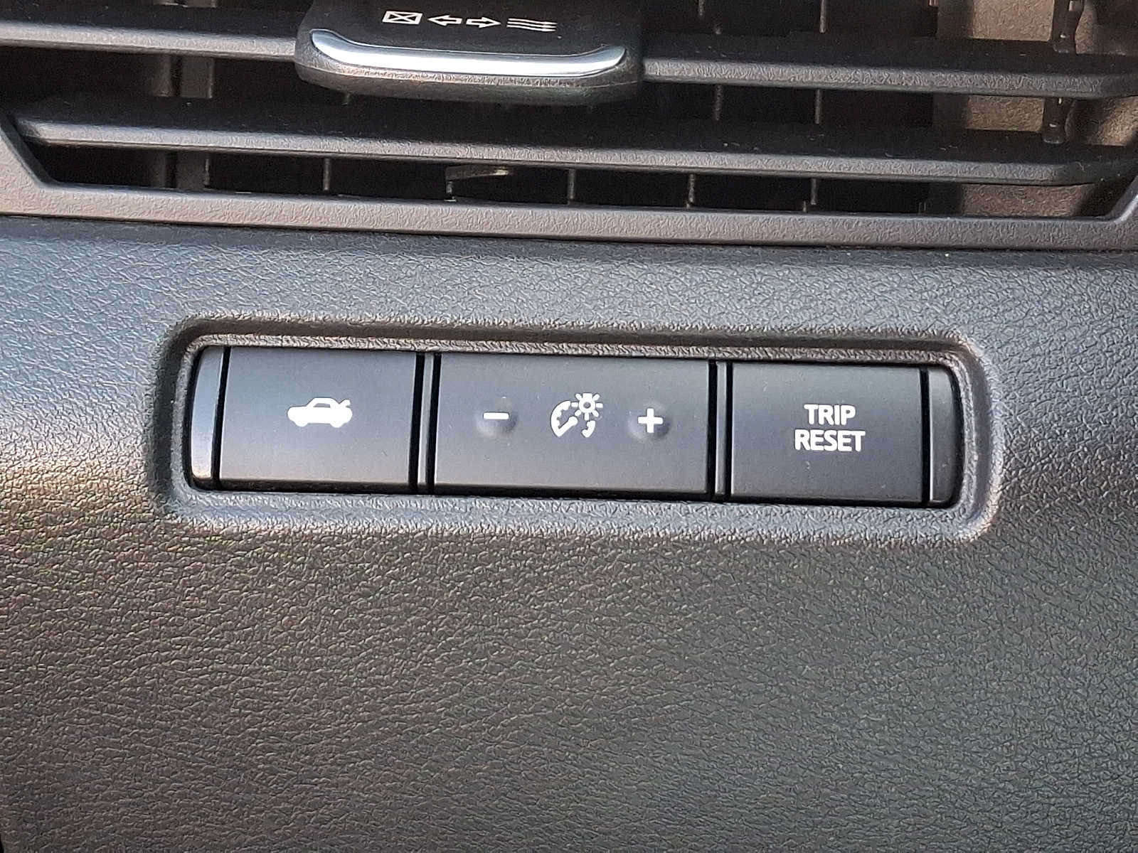 Used 2023 Nissan Altima 2.5 S FWD image 24