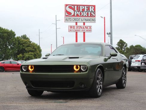 Used 2018 Dodge Challenger GT w/ GT Interior Package AWD/4WD image 7
