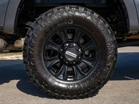 Used 2021 Ford F250 Lariat w/ Tremor Off-Road Package image 61