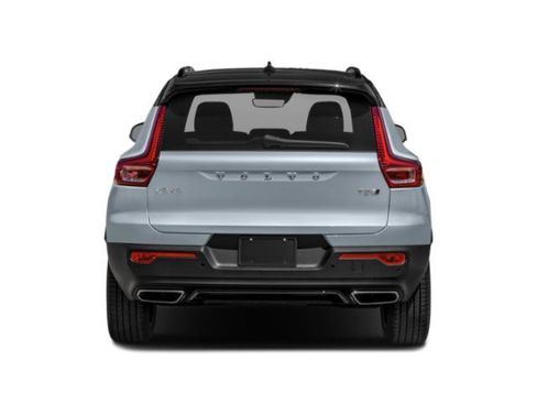Used 2020 Volvo XC40 T4 R-Design FWD image 5