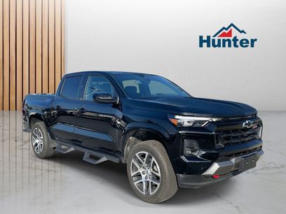 Used 2024 Chevrolet Colorado Z71 w/ Z71 Convenience Package 2