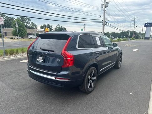 Certified 2025 Volvo XC90 B6 Plus w/ Protection Package Premier AWD/4WD image 5