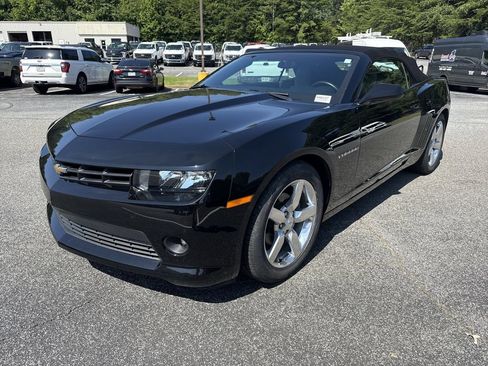 Used 2015 Chevrolet Camaro LT RWD image 3