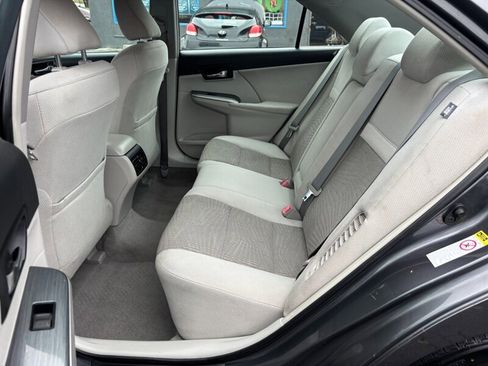 Used 2012 Toyota Camry XLE image 7