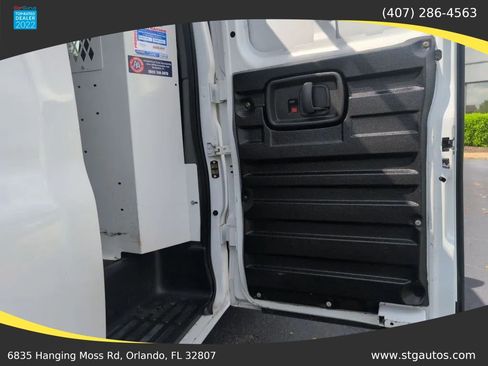 Used 2020 GMC Savana 2500 Regular Van 3D w/ Driver Convenience Package image 15