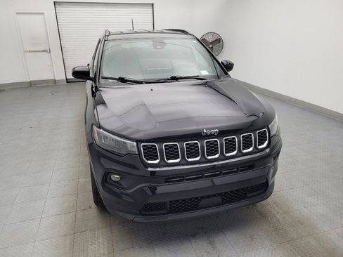 Used 2024 Jeep Compass Latitude AWD/4WD image 14
