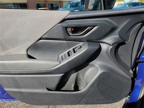 Certified 2025 Subaru Crosstrek 2.0i image 15