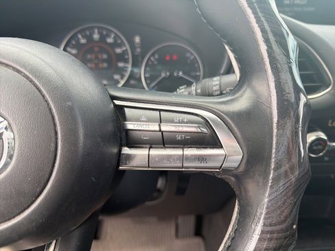 Used 2021 MAZDA MAZDA3 s image 18