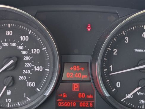 Used 2013 BMW Z4 sDrive28i RWD image 5