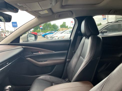 Used 2022 MAZDA CX-30 AWD 2.5 S w/ Premium Package image 10