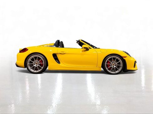 Used 2016 Porsche Boxster Spyder RWD image 9