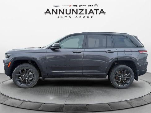 New 2025 Jeep Grand Cherokee Limited w/ MOPAR Finishing Package image 2