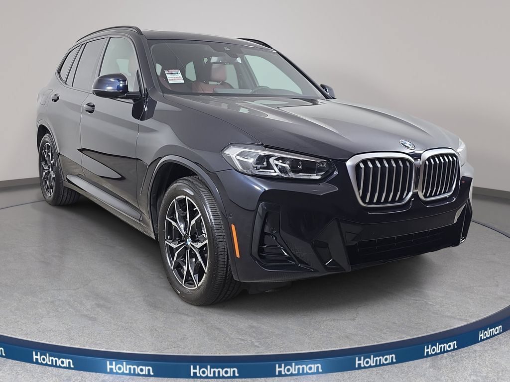 Certified 2024 BMW X3 xDrive30i w/ Premium Package AWD/4WD image 3