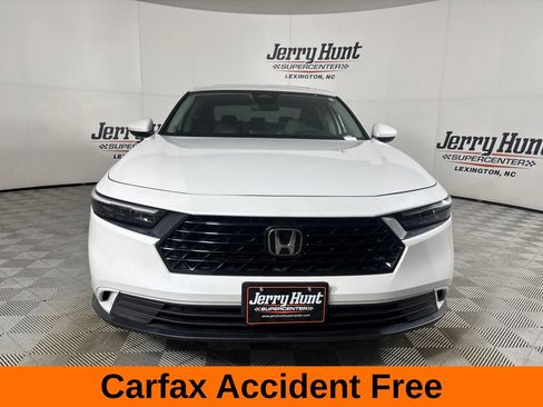 Used 2023 Honda Accord EX image 3