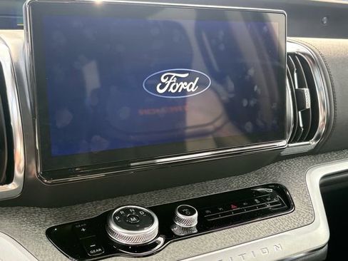 Used 2025 Ford Expedition Tremor image 20