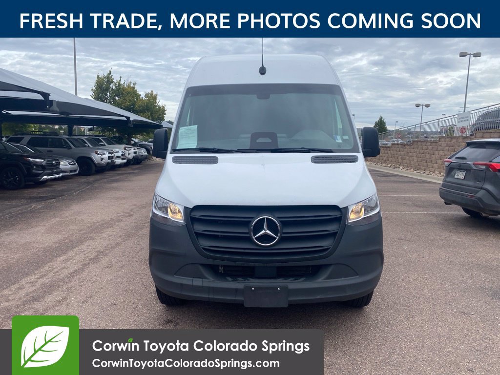 Used 2025 Mercedes-Benz Sprinter 2500 image 2