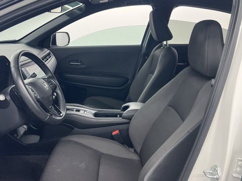 Used 2022 Honda HR-V Sport image 9