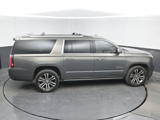 Used 2018 GMC Yukon XL Denali w/ Denali Ultimate Package AWD/4WD image 29