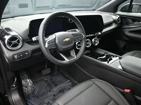 Used 2024 Chevrolet Blazer EV LT AWD/4WD image 12