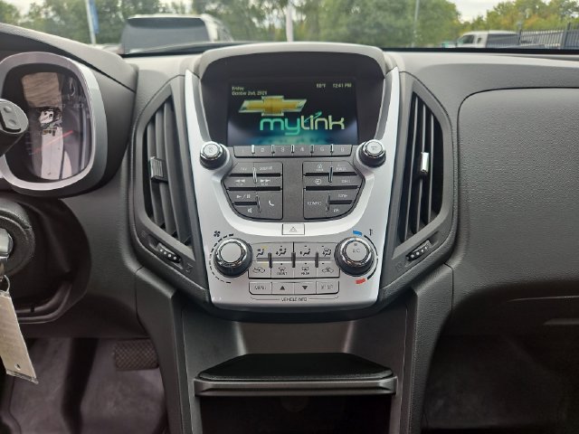 Used 2016 Chevrolet Equinox LT FWD image 18