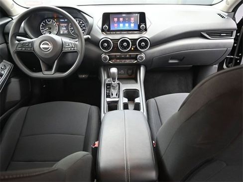 Used 2025 Nissan Sentra S image 27