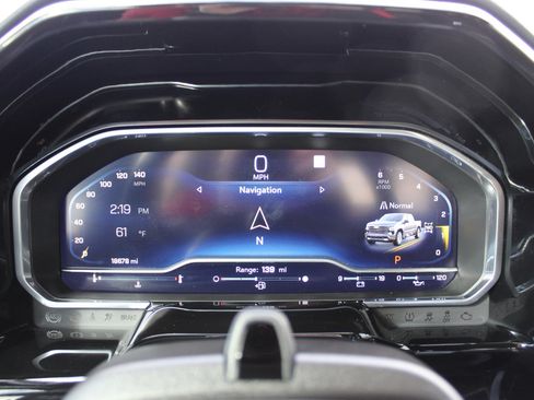 Used 2022 Chevrolet Silverado 1500 High Country w/ High Country Premium Package image 53