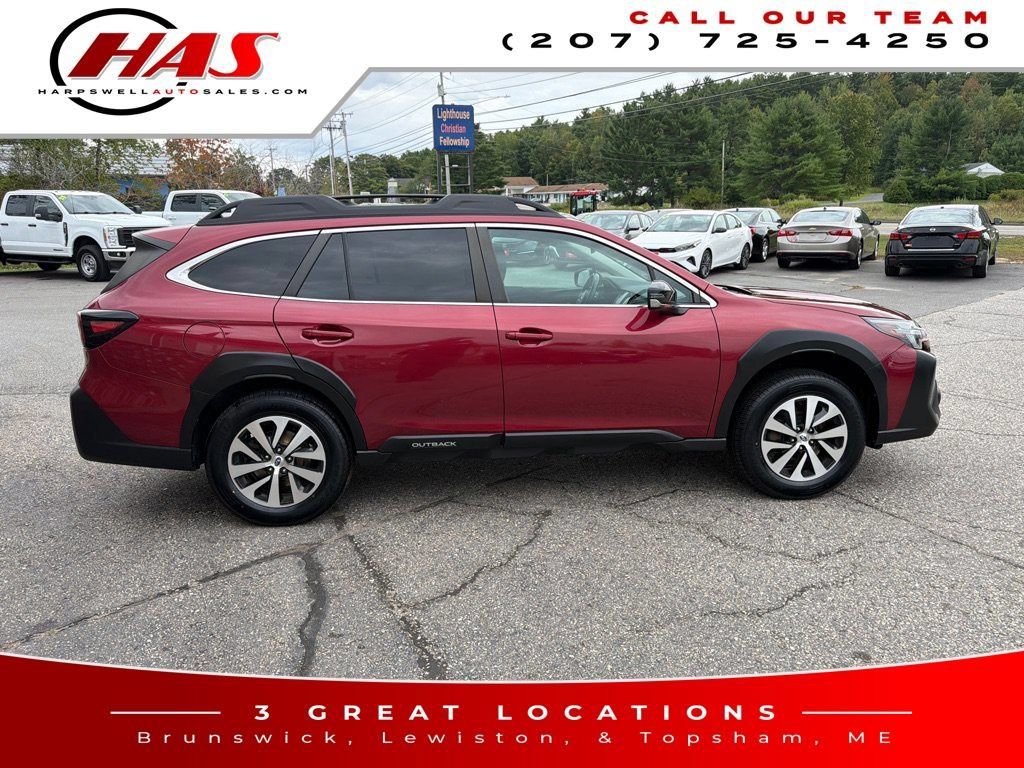 Used 2023 Subaru Outback Premium AWD/4WD image 5