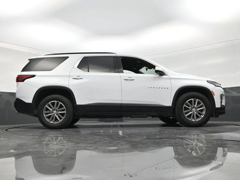 Used 2023 Chevrolet Traverse LT FWD image 22