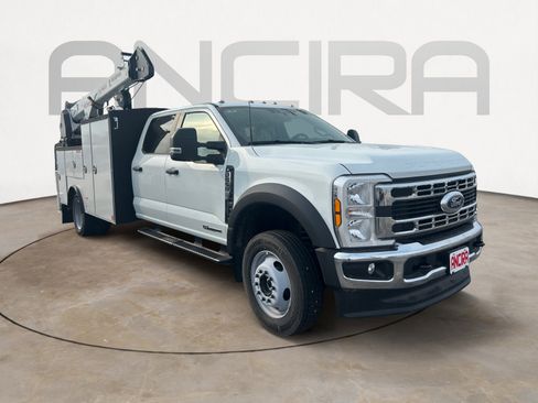 New 2026 Ford F550 4x4 Crew Cab image 3