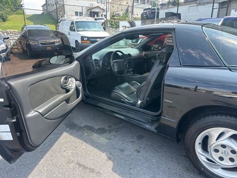 Used 1994 Pontiac Firebird Trans Am RWD image 14